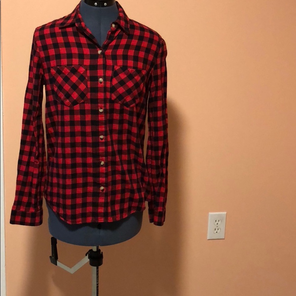 Red and black women’s button down fleece